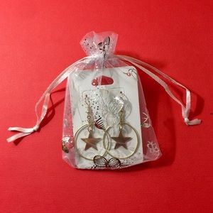 Women’s Star hoop earrings